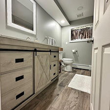 Bathrooms 3